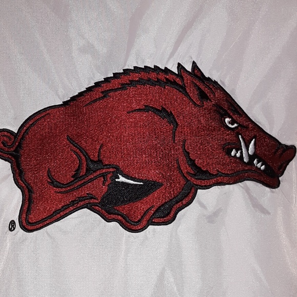 Arkansas Razorback windbreaker - Picture 2 of 5